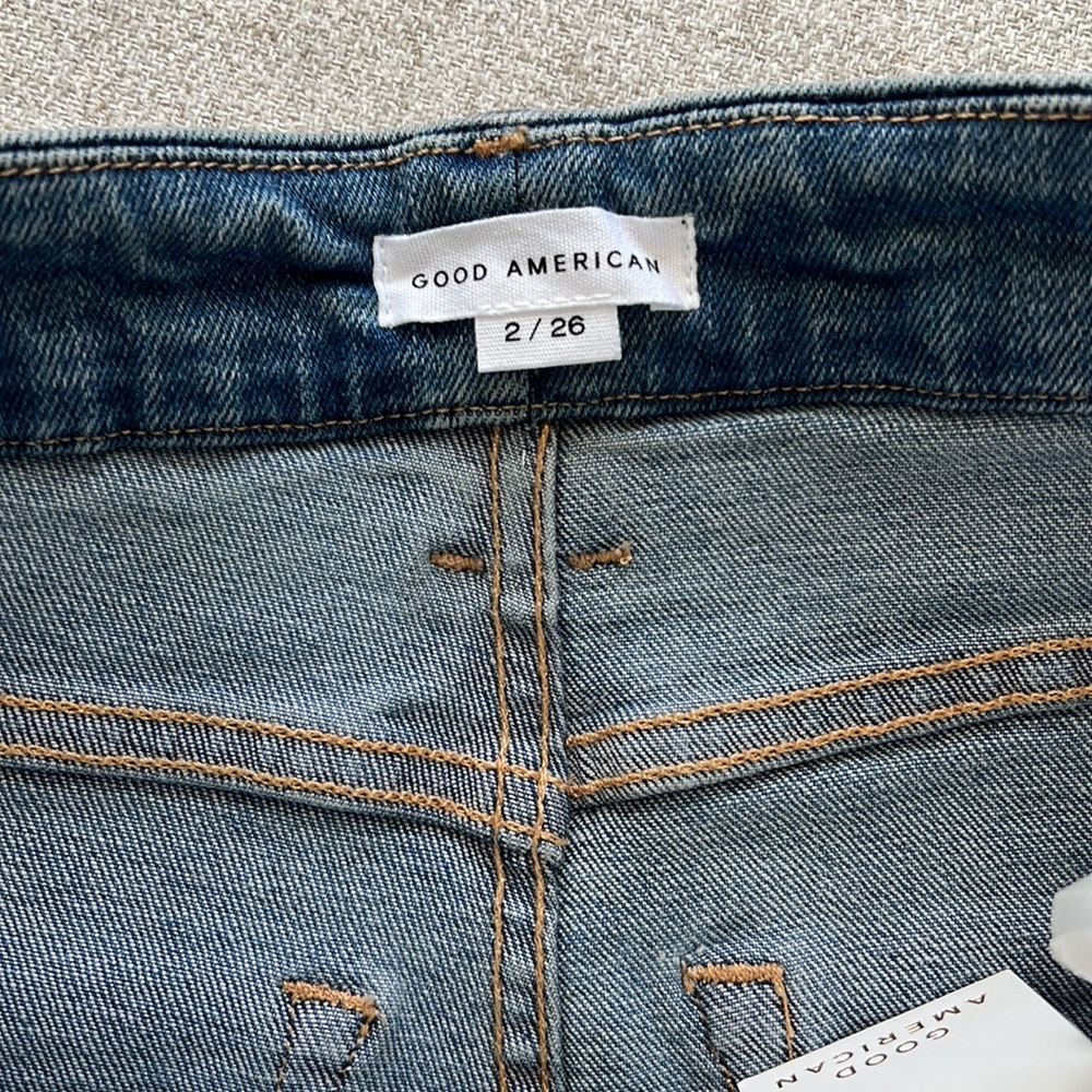 🎉HP🎉 GOOD AMERICAN Good Curve Skinny Crop Jean - Picture 13 of 13